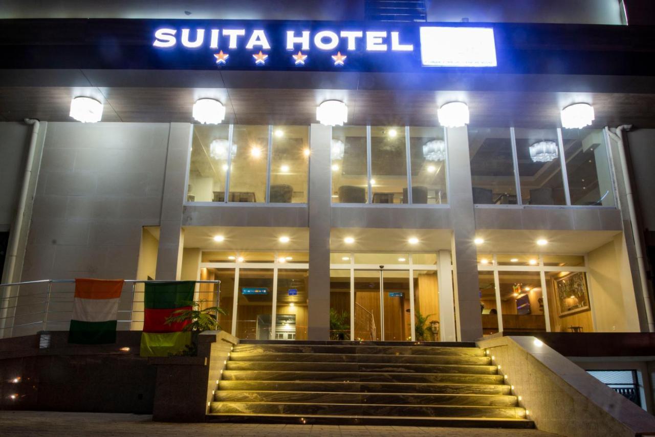 Suita Hotel Yaounde Exterior photo